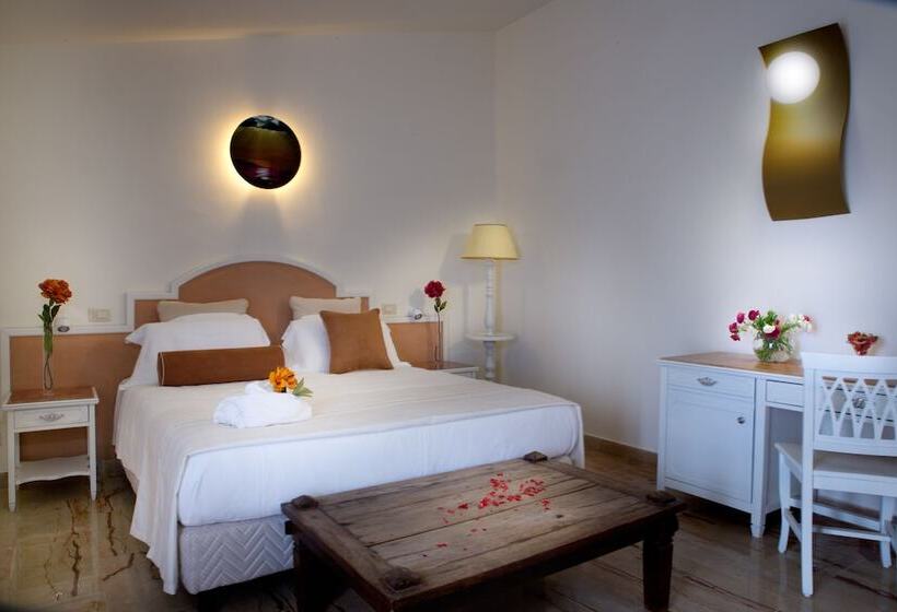 수피리어 룸, Delfino Beach