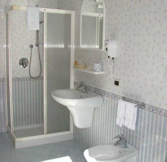 Номер Стандарт, Nès Crépes