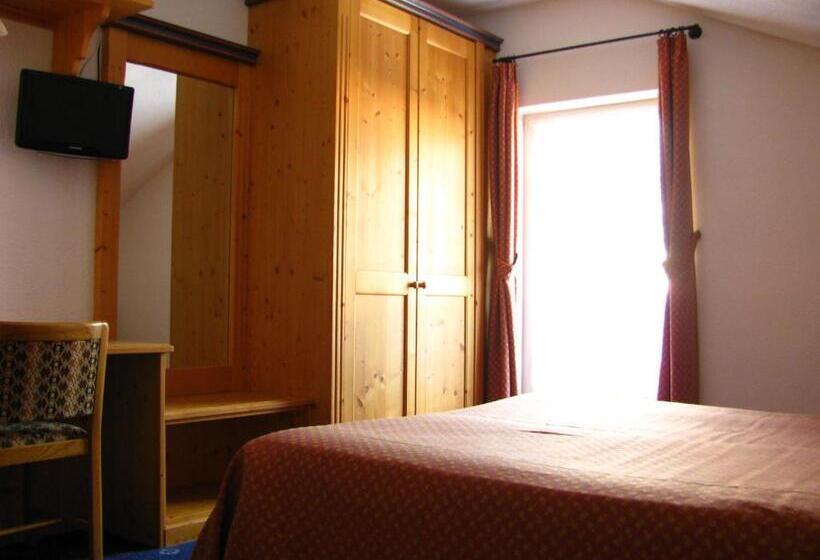 Номер Стандарт с Террасой, Nès Crépes