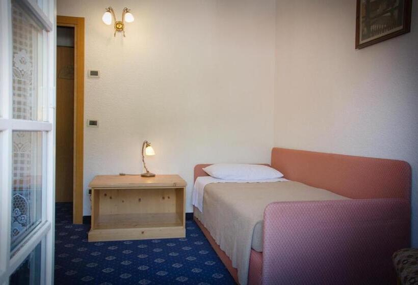 Номер Стандарт с Террасой, Nès Crépes