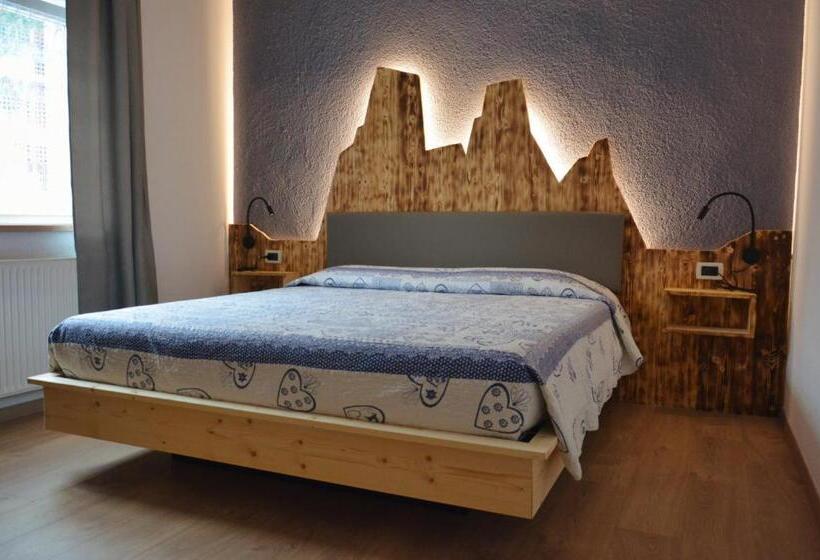 اتاق سوپریور, Nès Crépes