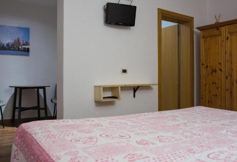 Номер Стандарт с Балконом, Nès Crépes