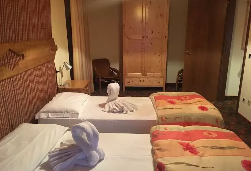 スタンダード４人部屋, Ihr Hotel Villa Emma