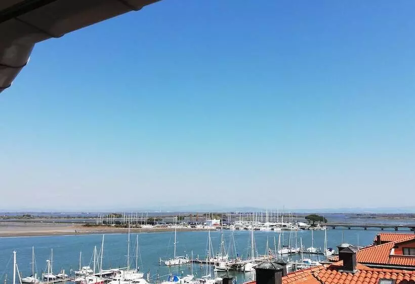 اتاق سوپریور با چشم‌انداز جانبی دریا, Laguna Palace Hotel Grado