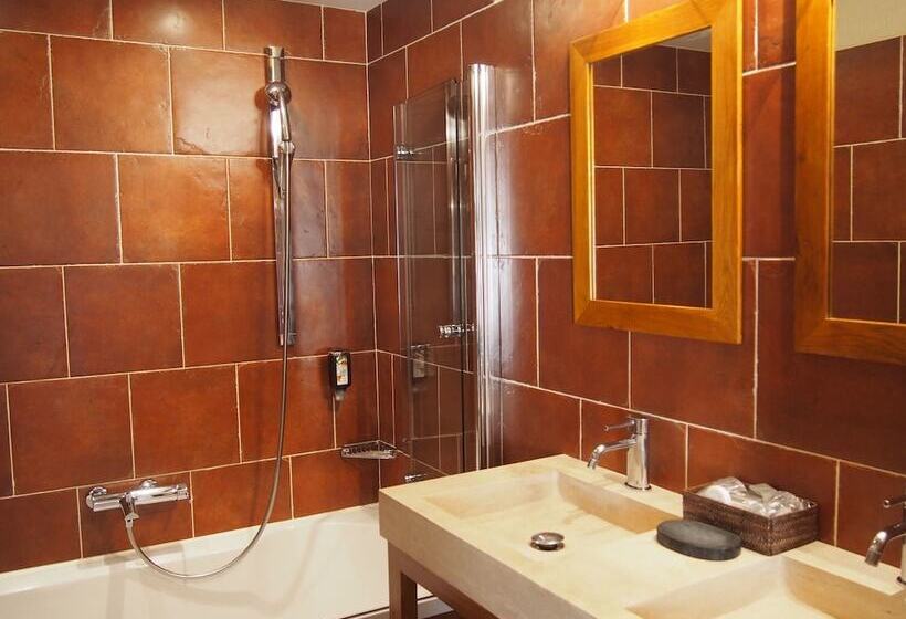 수피리어 트리플 룸, Hôtel Le Manoir De Mathan Crépon à La Campagne 5 Mn D Arromanches Et 10 Mn De Bayeux