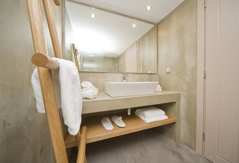 חדר סופריור, Pepi Boutique