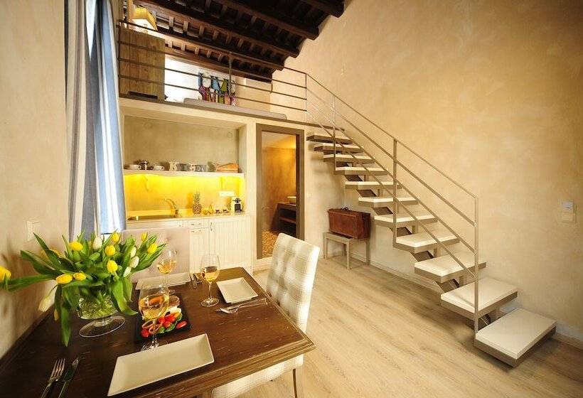 סוויטת ג'וניור, Pepi Boutique