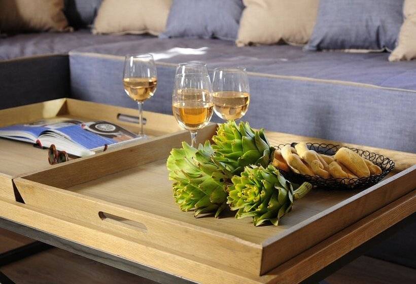 סוויטה, Pepi Boutique