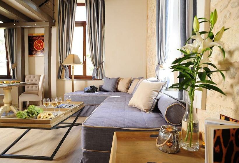 סוויטה, Pepi Boutique