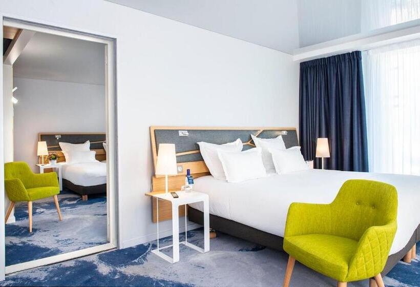 آپارتمان یک خوابه با دری مشترک که هال را جدا می کند., Seeko O Hotel Bordeaux