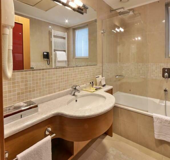 古典房间, Unahotels The One Milano Hotel & Residence