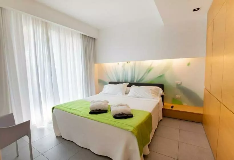 サイドシービュースイート, Valentino Spa Resort
