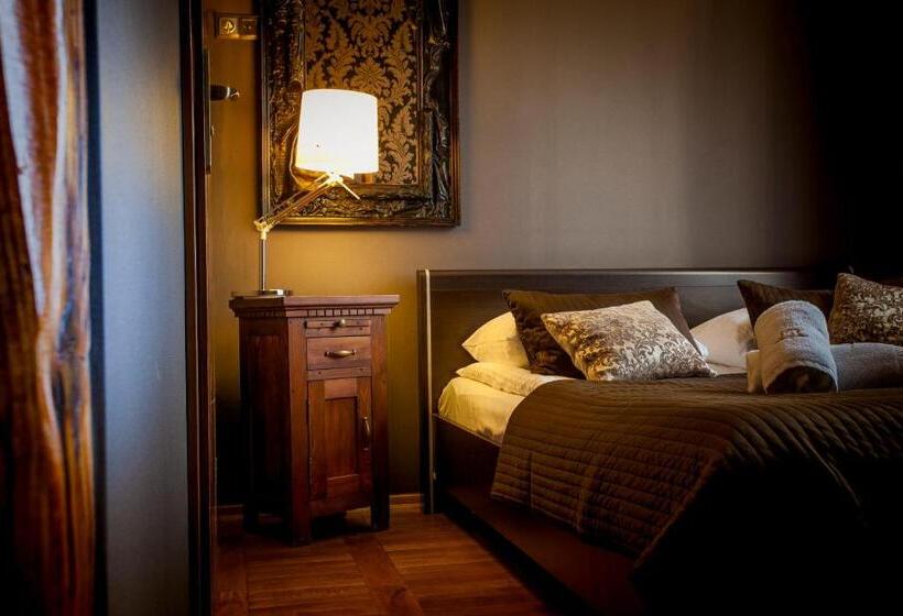 غرفة إقتصادية, Aparthotel Oberża