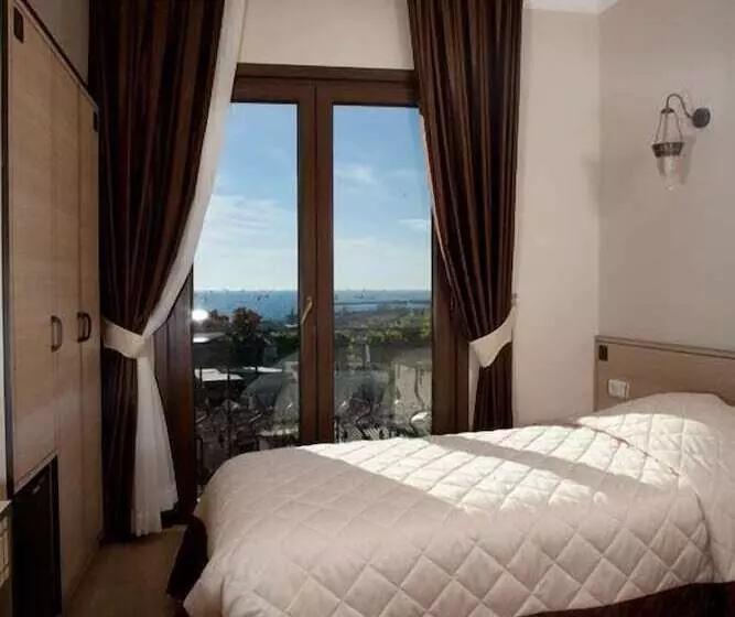 اتاق استاندارد با چشم‌انداز دریا, Art City Hotel Istanbul