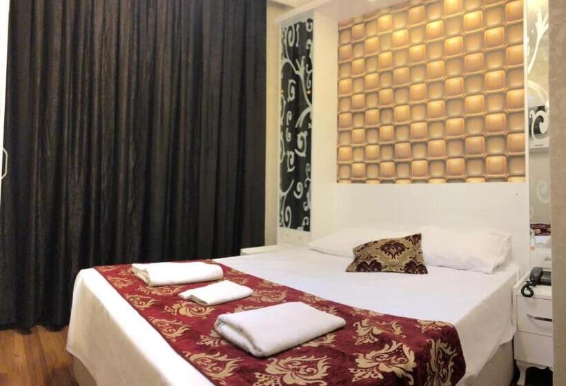 اتاق لوکس با بالکن و چشمانداز دریا, Art City Hotel Istanbul