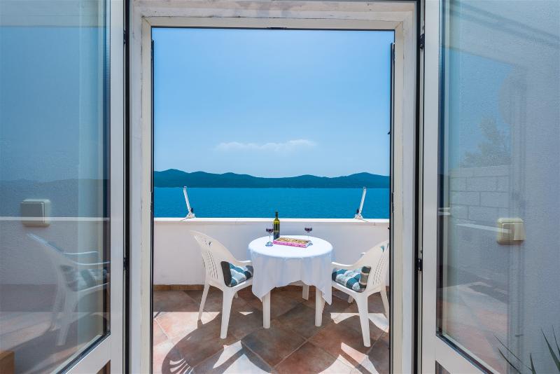 آپارتمان 2 خوابه, Beach Villa Ratac