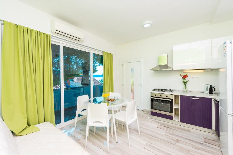 Апартаменты 1 Спальня, Beach Villa Ratac
