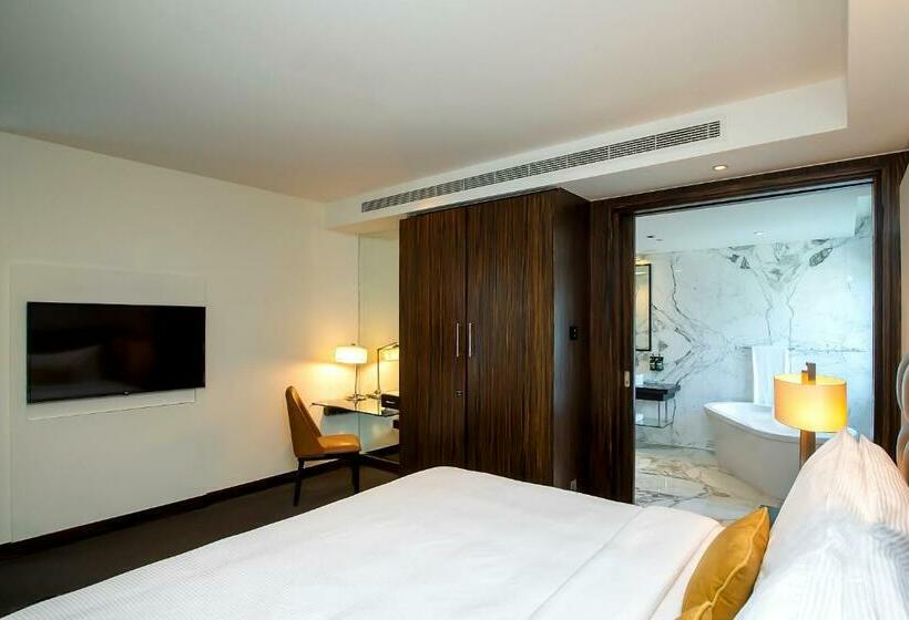 Люкс Кровать Кинг, Voco Bonnington Dubai, An Ihg