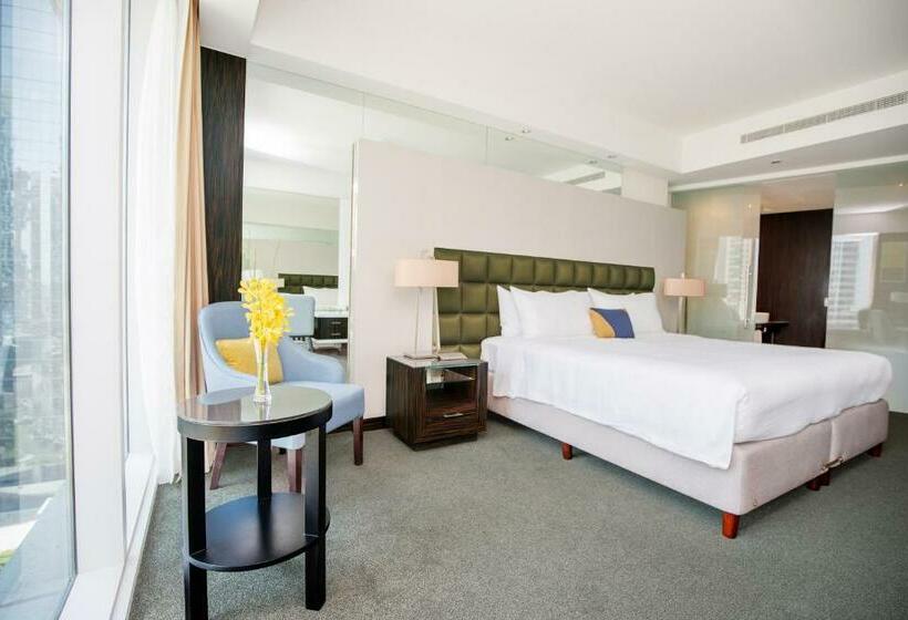 Номер Премиум, Voco Bonnington Dubai, An Ihg