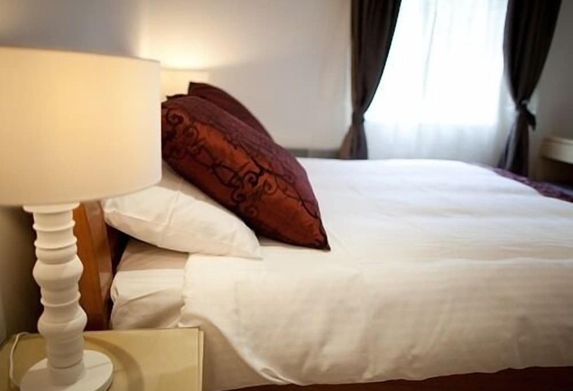 Номер Deluxe, City Inn Russell  Square