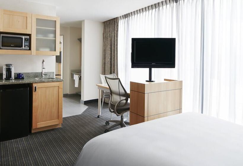 스위트, Club Quarters Hotel World Trade Center, New York