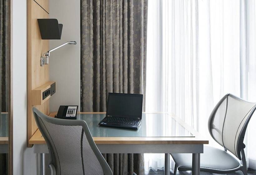 带观景的高级间, Club Quarters Hotel World Trade Center, New York