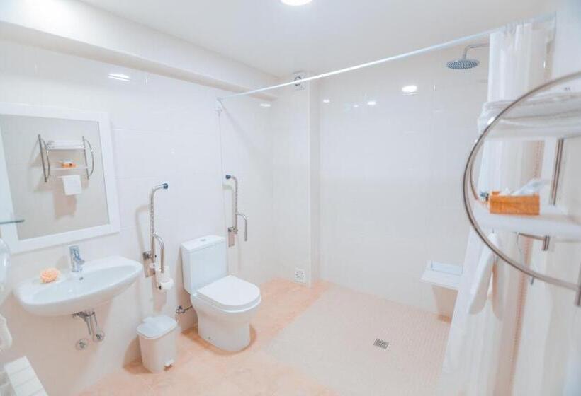 Семейный Номер, Cristo Rei