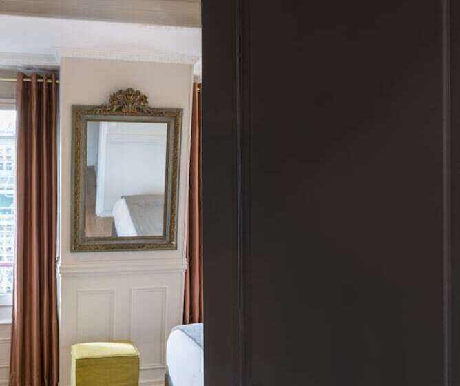 スタンダードルーム, De La Porte Doree