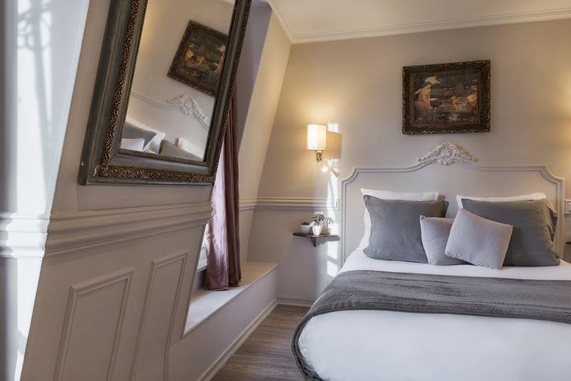 スタンダードルーム, De La Porte Doree