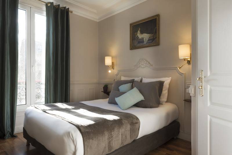 スタンダードルーム, De La Porte Doree