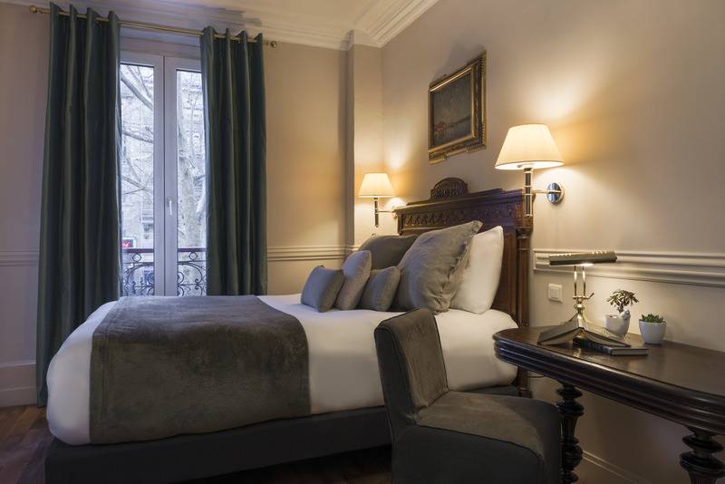 スタンダードルーム, De La Porte Doree