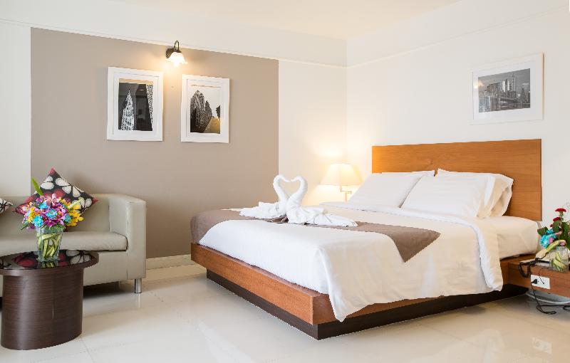 スタンダードルーム, De La Porte Doree