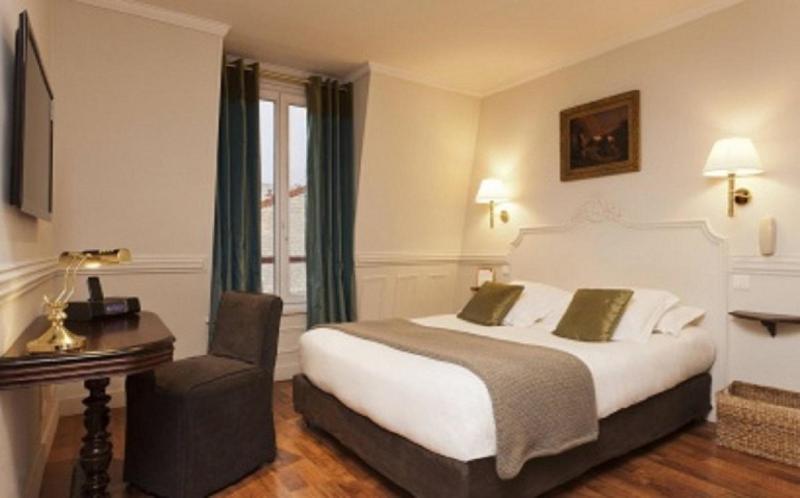 スーペリアールーム, De La Porte Doree