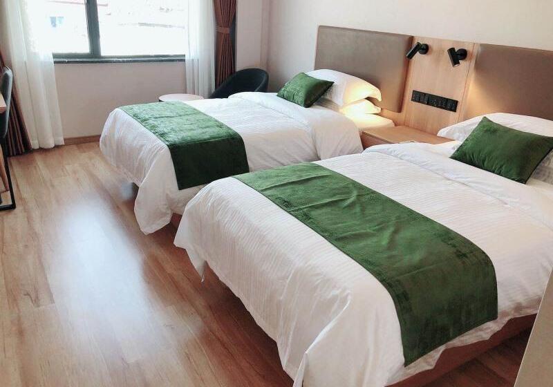 חדר סטנדרט לארבעה, Eurotraveller Hotel Premier Tower Bridge