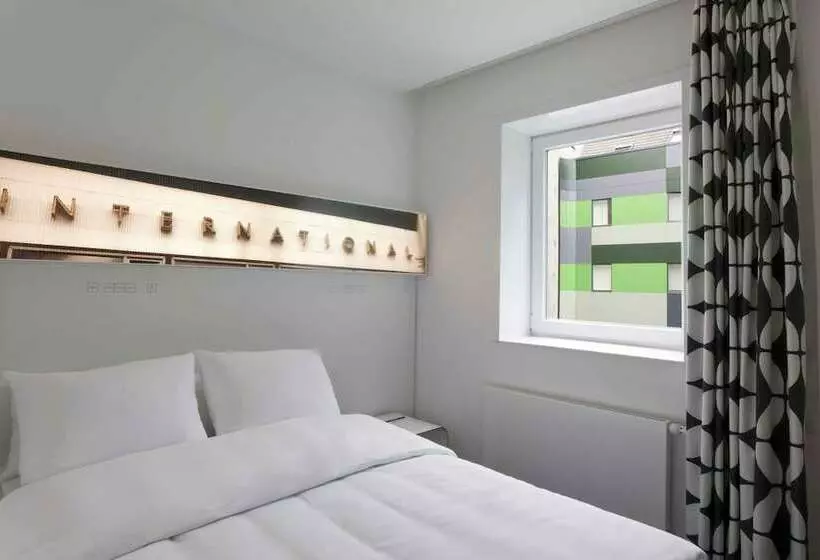 Standardzimmer, Gat Point Charlie