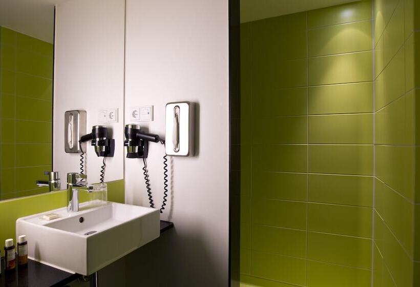 اتاق استاندارد, Gat Point Charlie