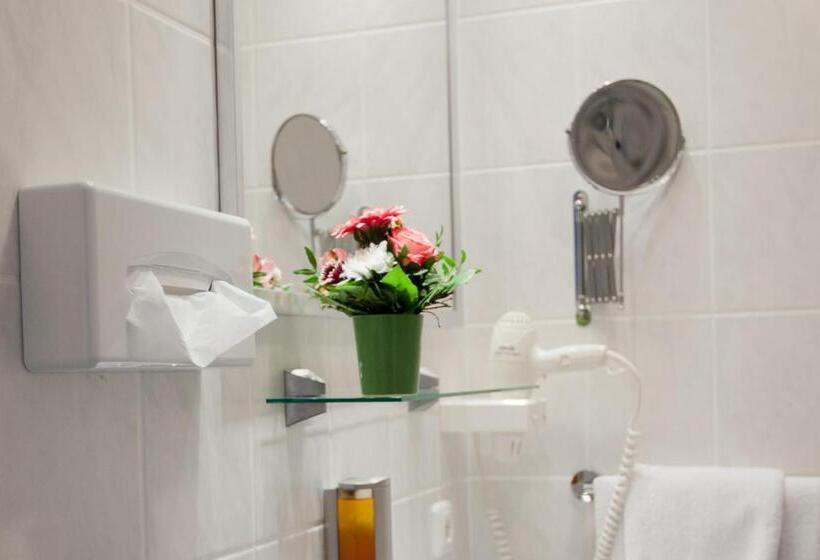 اتاق استاندارد یک نفره, Kiez Pension Berlin