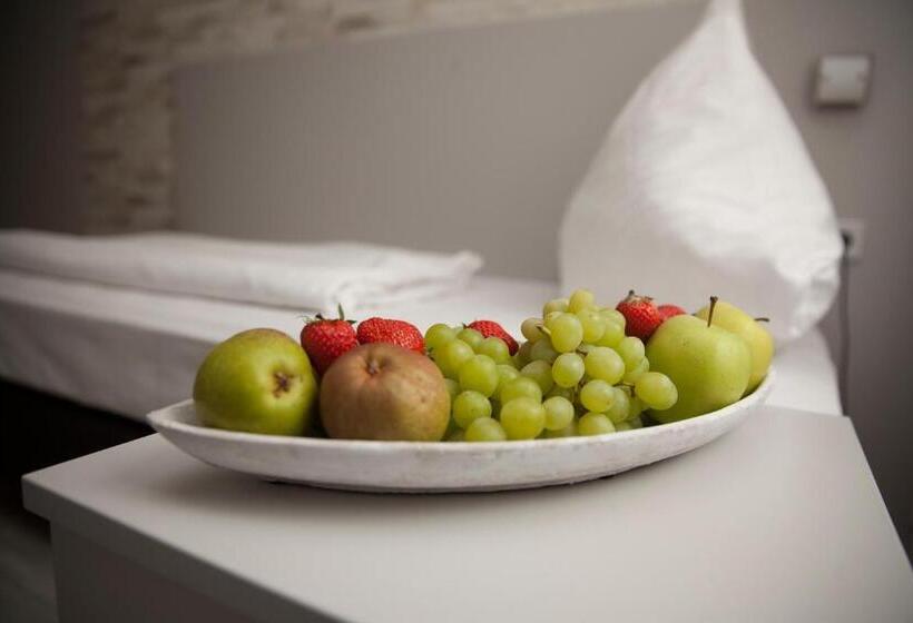 اتاق راحتی یک تخته, Kiez Pension Berlin