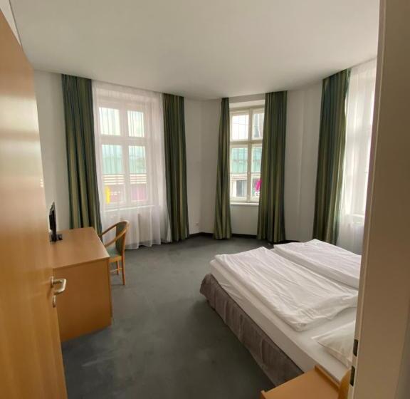 컴포트 룸, Kolbeck Rooms