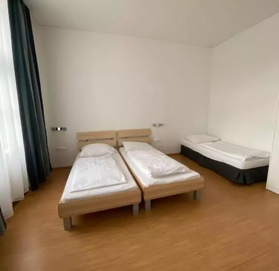 Standard Kolmen Hengen Huone, Kolbeck Rooms