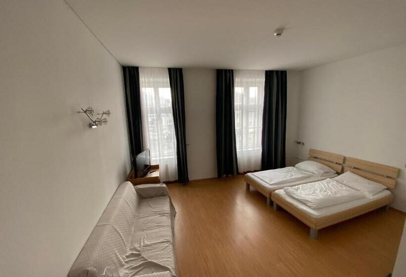 스탠다드 트리플 룸, Kolbeck Rooms