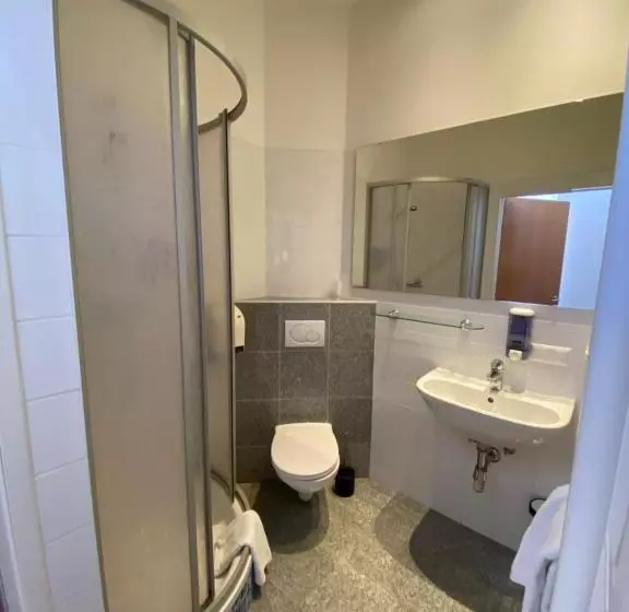 Basic-huone, Kolbeck Rooms