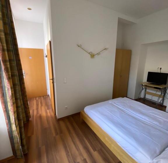 اتاق عادی, Kolbeck Rooms