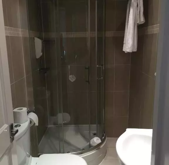 Standard Neljän Hengen Huone, Lidos