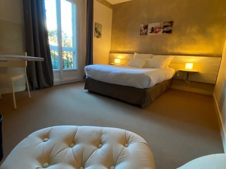 חדר קלאסי, Logis Hôtel Médiéval, Montélimar Nord