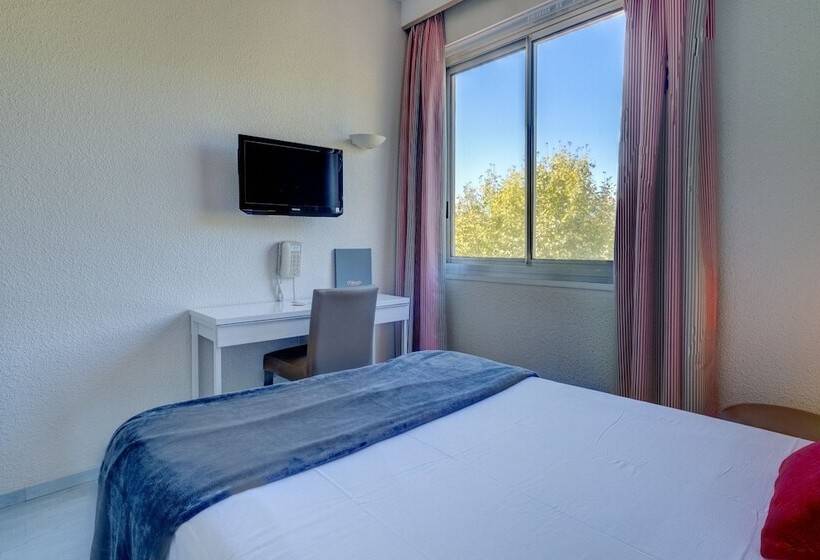 Номер Стандарт, Hôtel Miléade Méditerranée Port Fréjus