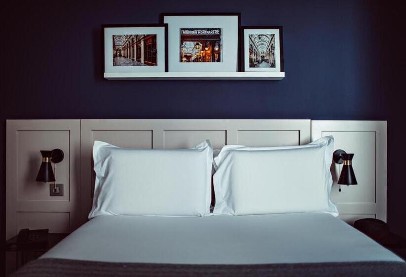 اتاق کلاسیک, Monsieur Helder