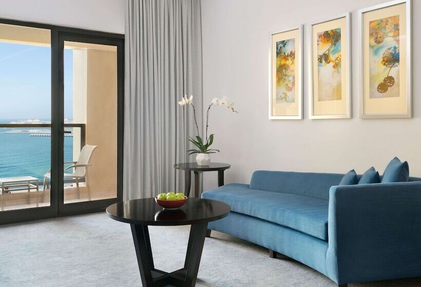 سوییت خانوادگی, Mövenpick Hotel Jumeirah Beach