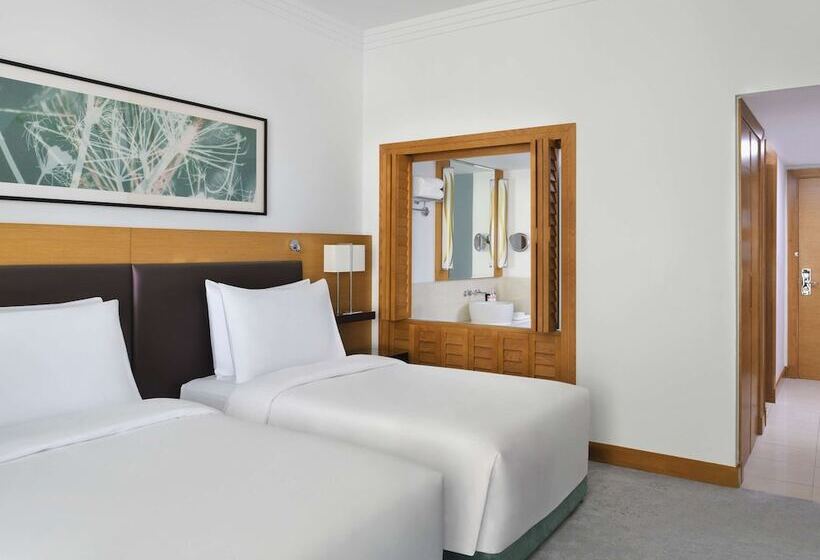 اتاق اجرایی, Mövenpick Hotel Jumeirah Beach