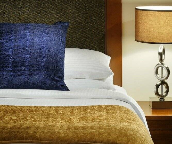 سوییت اجرایی, Mövenpick Hotel Jumeirah Beach